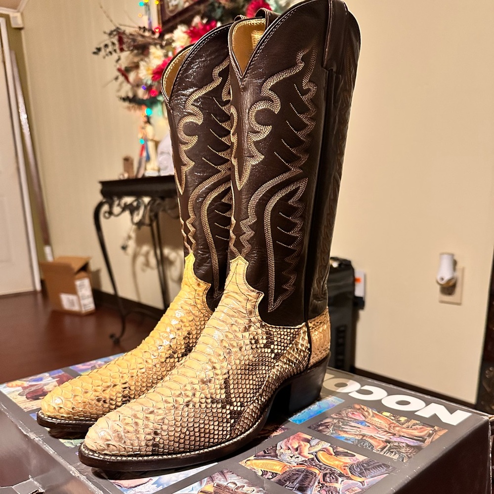 Justin Python boots